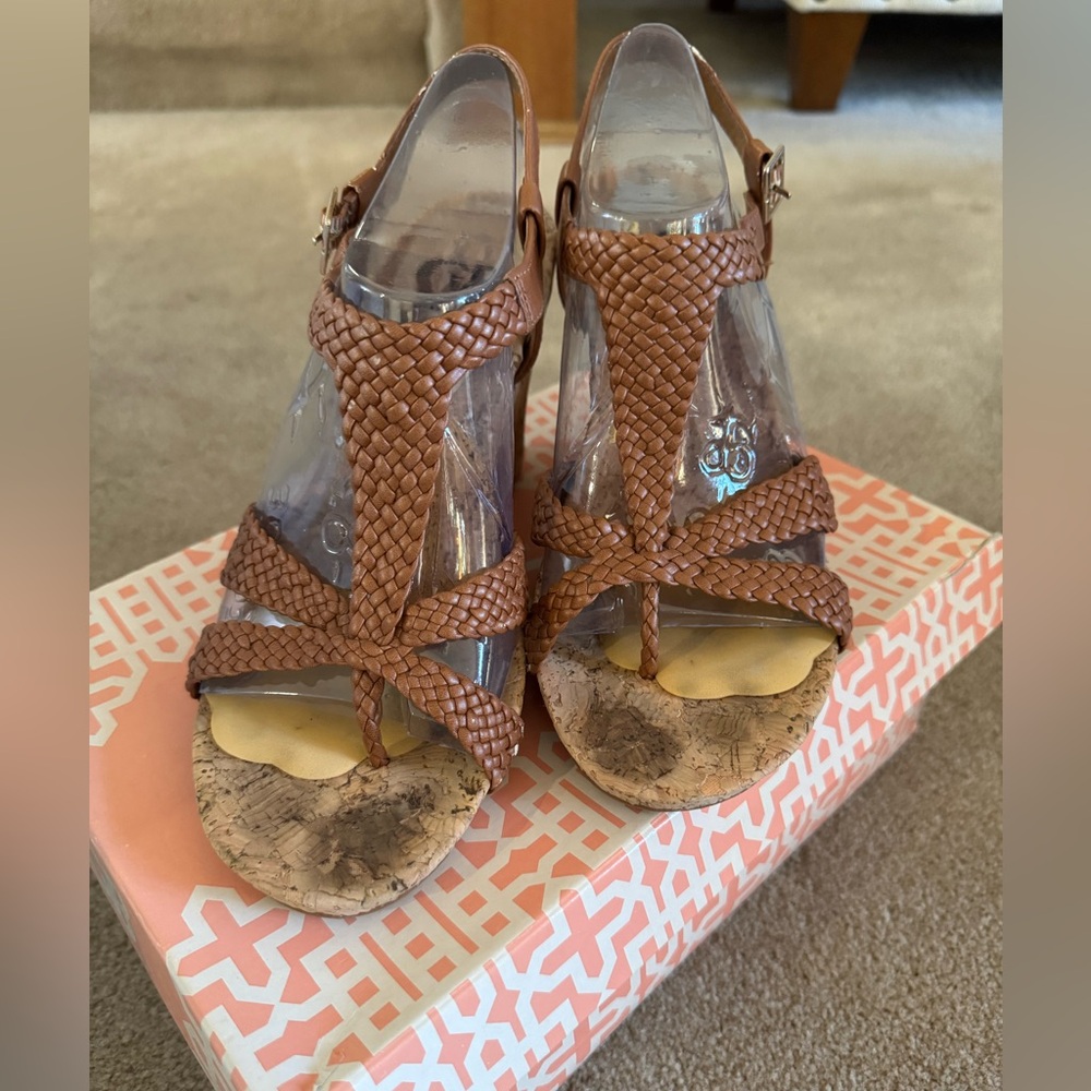 Gianni Bini Brown Wedge Sandals with Woven Leather Design